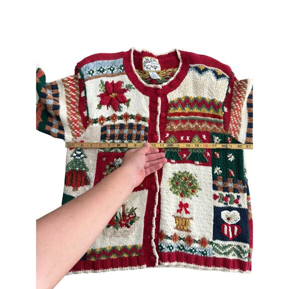 Heirloom Collectibles Ivory Red knit chunky Embroidered Cardigan Sweater Size M - Picture 3 of 4